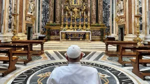 Papa Franjo kaže da je molitva kao voda za čovjeka/