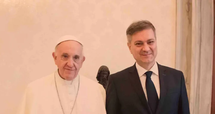 Papa Franjo i Zvizdić/Privatna Arhiva