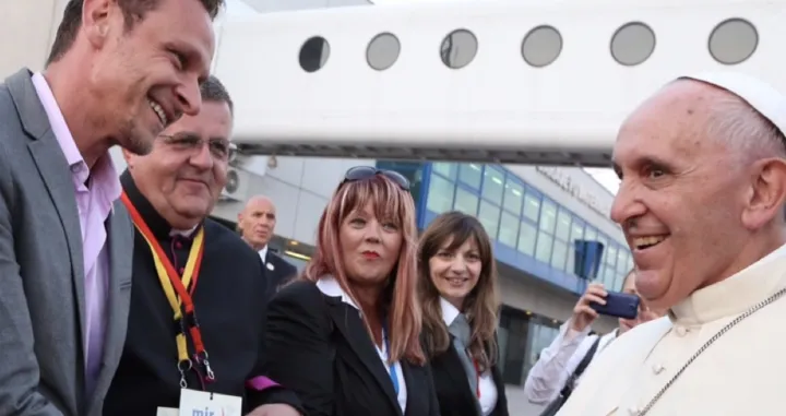 Enis Bešlagić i papa Franjo u Sarajevu/Instagram