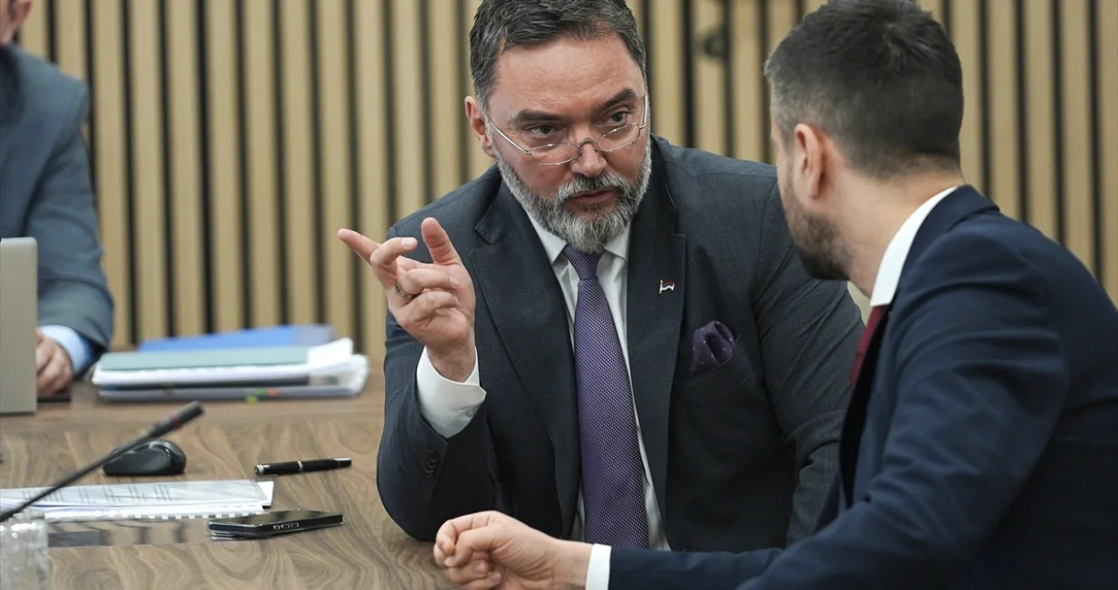 Sjednica Vijeća ministara Bosne i Hercegovine održana je u utorak u Sarajevu. Sjednici su prisustvovali i ministra vanjske trgovine i ekonomskih odnosa i finansija i trezora Staša Košarac i Srđan Amidžić//