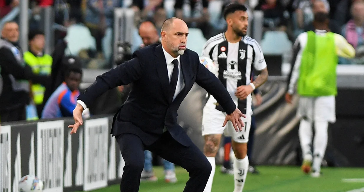 FILE PHOTO: Soccer Football - Serie A - Juventus v Genoa - Allianz Stadium, Turin, Italy - March 29, 2025 Juventus coach Igor Tudor reacts REUTERS/Massimo Pinca/File Photo