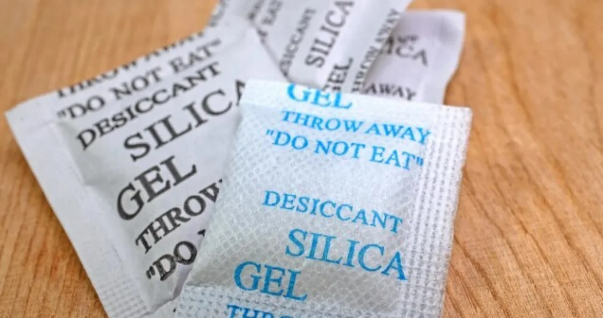 Silica gel/Shutterstock