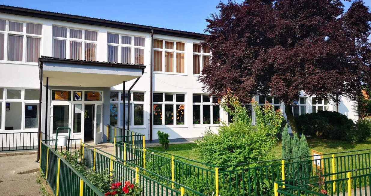 Osnovna škola u Memićima/