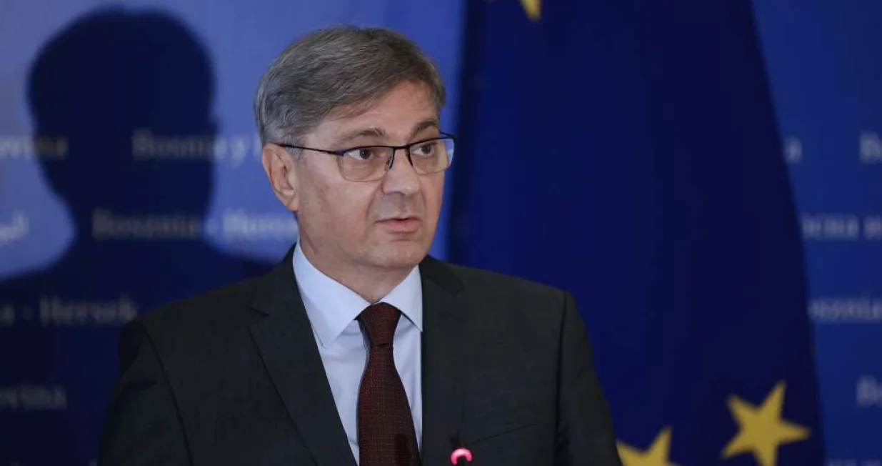 denis zvizdić/Almir Razić