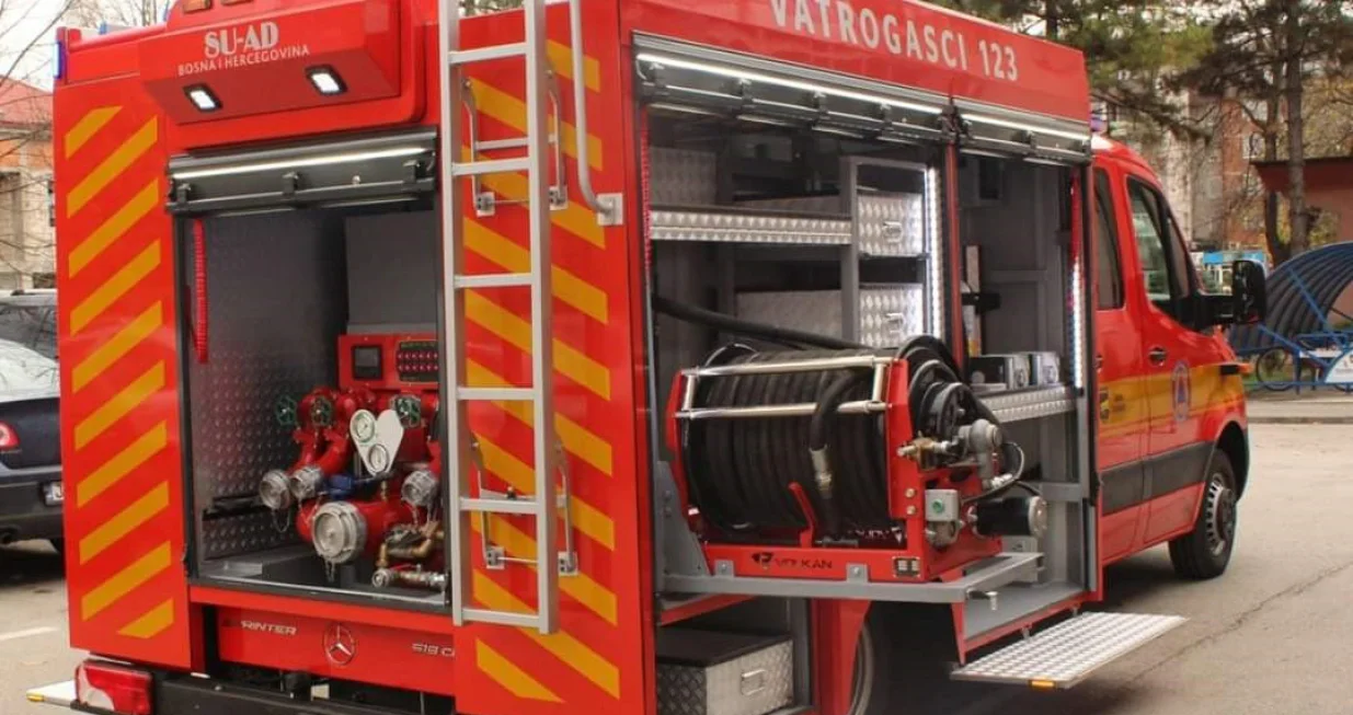 Vatrogasno vozilo/