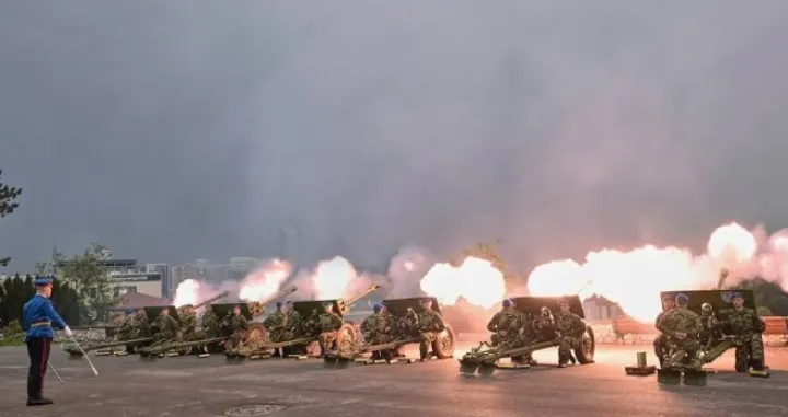 Vojska Srbije, počasna paljba u Beogradu, Kalemegdan, Dan Vojske Srbije/Instagram