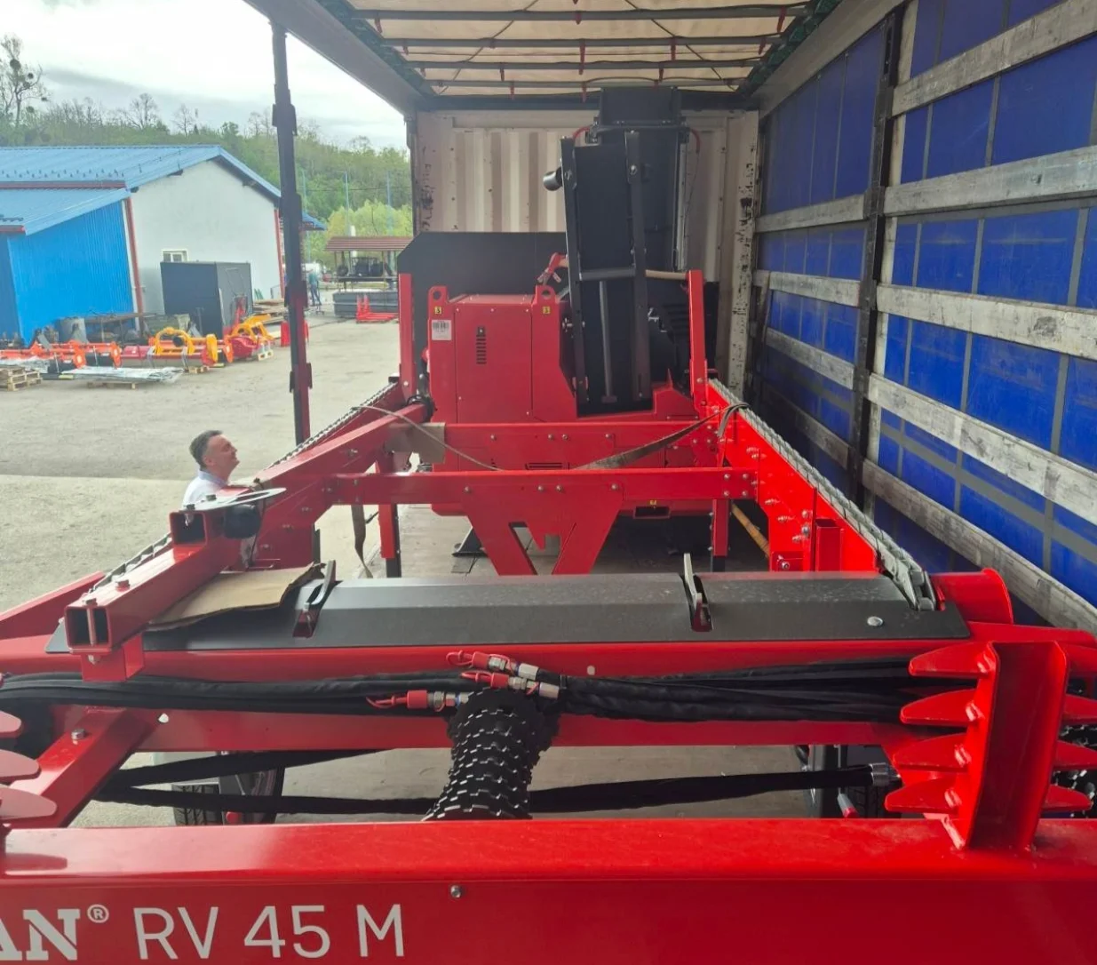 Pogon za palete Drve industrije Sanica podružnice USK Šuma/