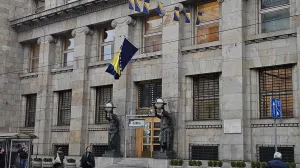 Titova ulica, Dan državnosti, okićeno Sarajevo, ukrasi, praznični ruho, zastava Bosne i Hercegovine, Centralna banka BiH/Lejla Sofradžija/