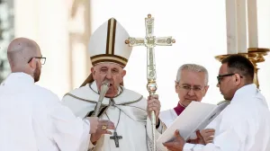 Papa Franjo je molio sa prestanu svi ratovi/Anadolija/