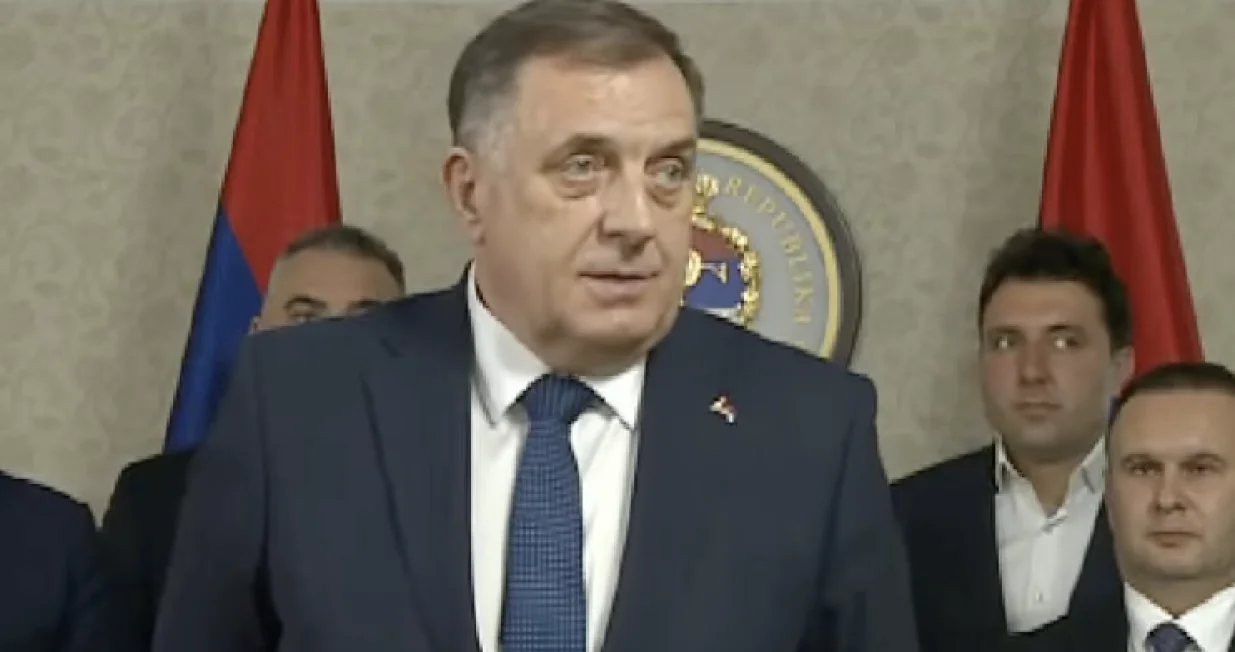 Dodik na press konferenciji/Rtrs