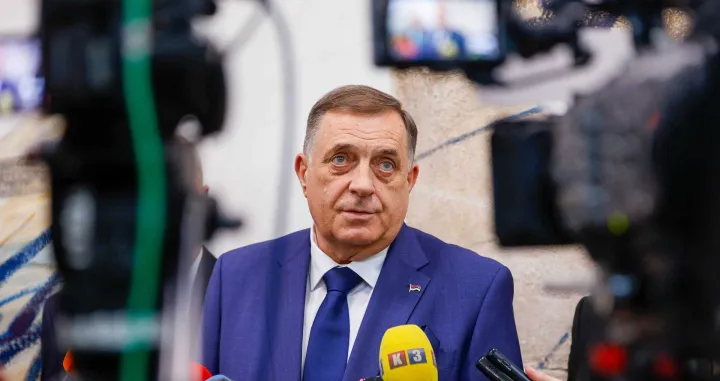 U Istočnom Sarajevu, 24. aprila 2025. godine, predsjednik bosanskohercegovačkog entiteta RS Milorad Dodik svečano je otvorio zgradu Rektorata i Muzičke akademije Univerziteta u Istočnom Sarajevu/Damir Deljo