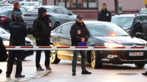 Inspektori su pokušalu uručiti Dodiku nalog za hapšenje/Detektor/Detektor