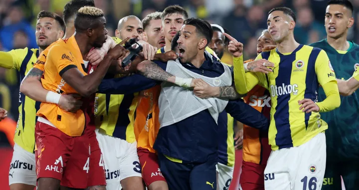 FOTO: REUTERS/Umit Bektas 