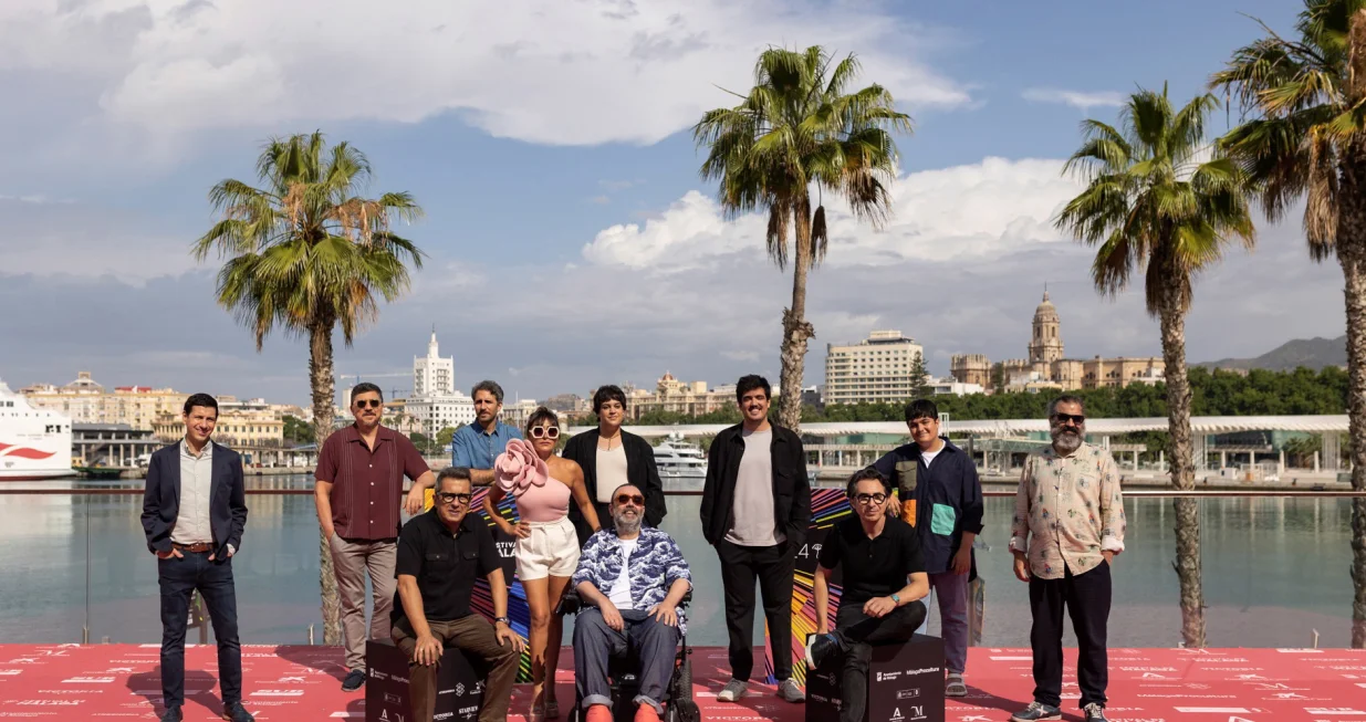 epa09249517 Spanish filmmaker Alejandro Martin (4-R), Spanish actor Carlos Bardem (2-L), El Terrat general director, Andreu Buenafuente (3-L), producer Jose Skaf (4-L), Spanish actress Candela Pena (5-L), producer and humorist Bob Pop (C), Spanish producer Berto Romero (3-R), and Spanish actor Carlos Gonzalez (6-R) pose for the photographers during the presentation of the tv series 'Maricon Perdido', at the 24th Malaga Film Festival in Malaga, Spain, 05 June 2021. The festival runs until 13 June 2021. EPA/Carlos Diaz Martin/Carlos Diaz Martin