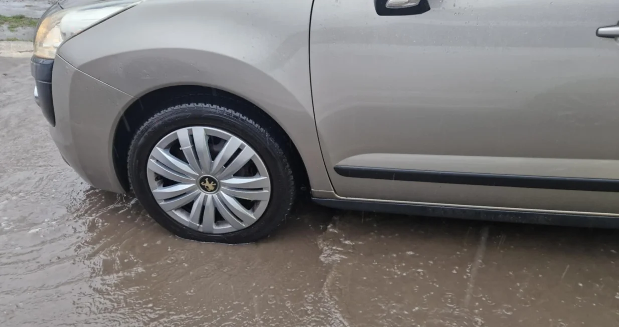 Vožnja otežana/Sanel Konjhodžić