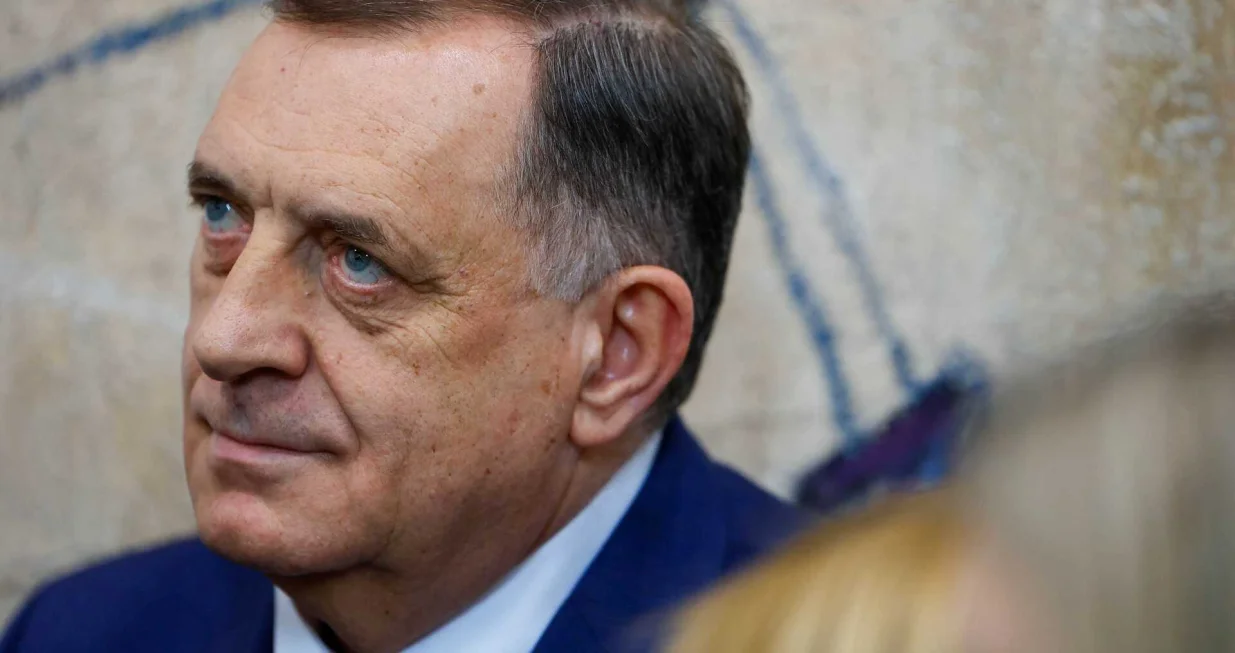 U Istočnom Sarajevu, 24. aprila 2025. godine, predsjednik bosanskohercegovačkog entiteta RS Milorad Dodik svečano je otvorio zgradu Rektorata i Muzičke akademije Univerziteta u Istočnom Sarajevu/Damir Deljo