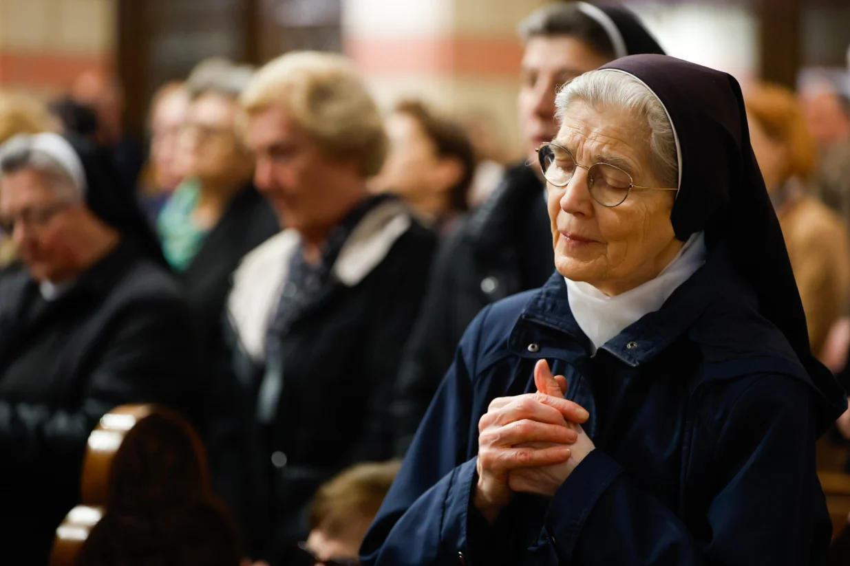 U sarajevskoj katedrali Srca Isusova u petak je održana misa zadušnica za papu Franju/Damir Deljo