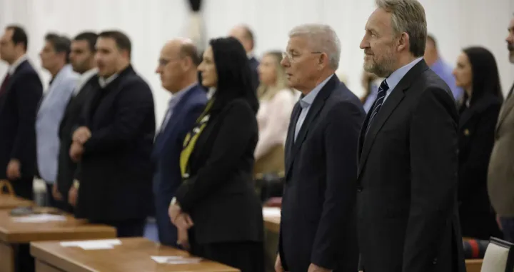 SDA optužuje i Trojku/Senad Gubelić/