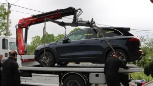 automobil oduzet od lažnog ljekara/Mup Ks