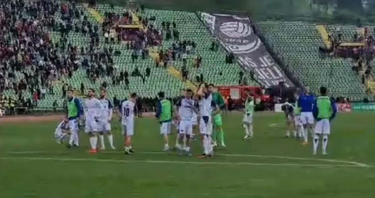 Fudbaleri Željezničara krenuli prema jugu 