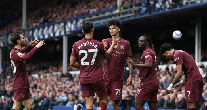 FOTO: REUTERS/Phil Noble 