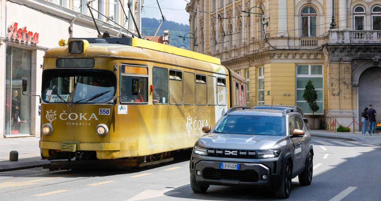 Javni prevoz ilustracije/Damir Deljo