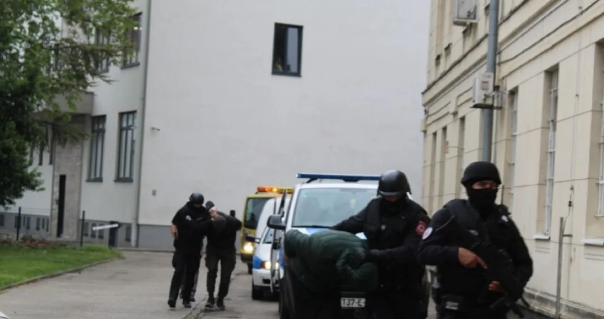 Dileri uhvaćeni sa velikom količinom droge/Nezavisne/