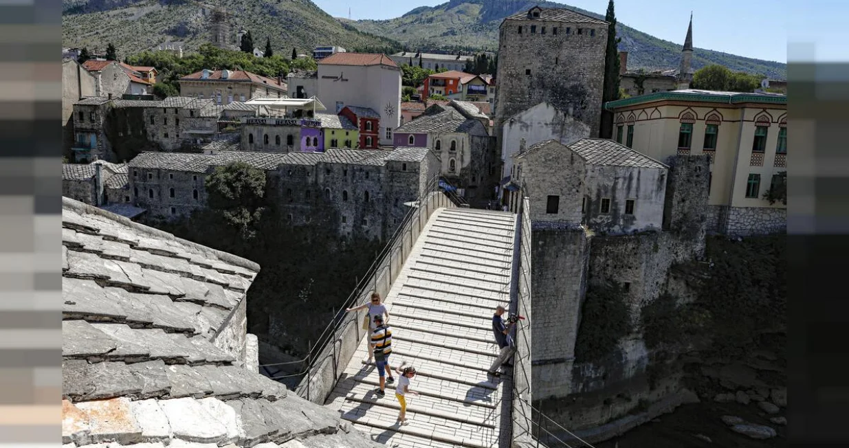 Mostar Stari most, sunačno vrijeme/