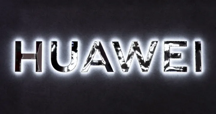 epa08111401 The logo of Huawei, a Chinese mobile phone manufacturer, is displayed in their booth during the 2020 International Consumer Electronics Show at the Convention Center in Las Vegas, Nevada, USA, 07 January 2020. The annual CES which takes place from 07 to 10 January is a place where industry manufacturers, advertisers and tech-minded consumers converge to get a taste of new innovations coming to the market each year. EPA/ETIENNE LAURENT/Etienne Laurent