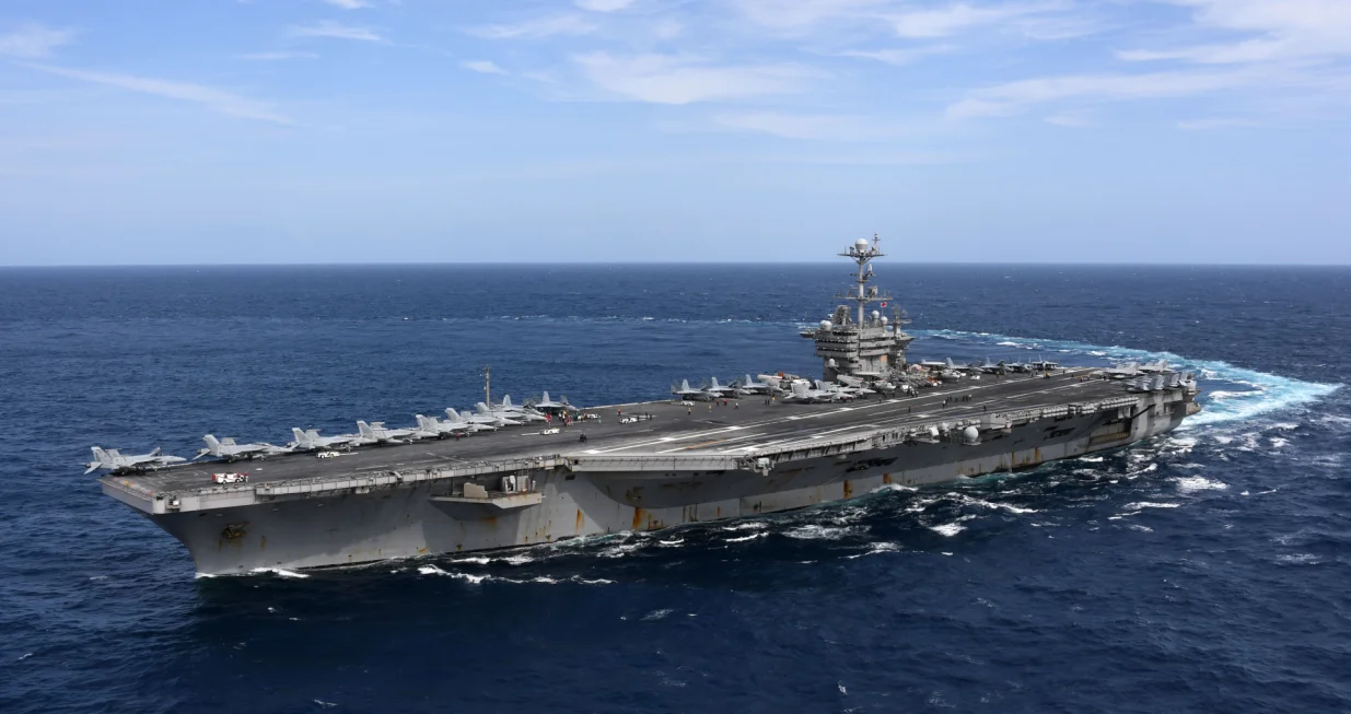 180911-N-EA818-2106 ATLANTIC OCEAN (Sept. 11, 2018) The Nimitz-class aircraft carrier USS Harry S. Truman (CVN 75) transits the Atlantic Ocean. Harry S. Truman is conducting sustainment operations in the Atlantic. (U.S. Navy photo by Mass Communication Specialist 2nd Class Thomas Gooley/Released)/Mc2 Thomas Gooley