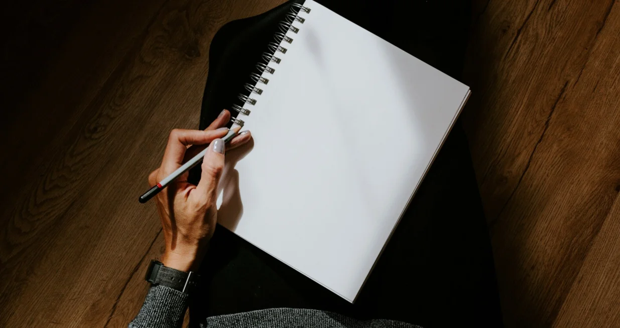 lijeva ruka, ljevoruk, ruka, pisanje/Kelly Sikkema