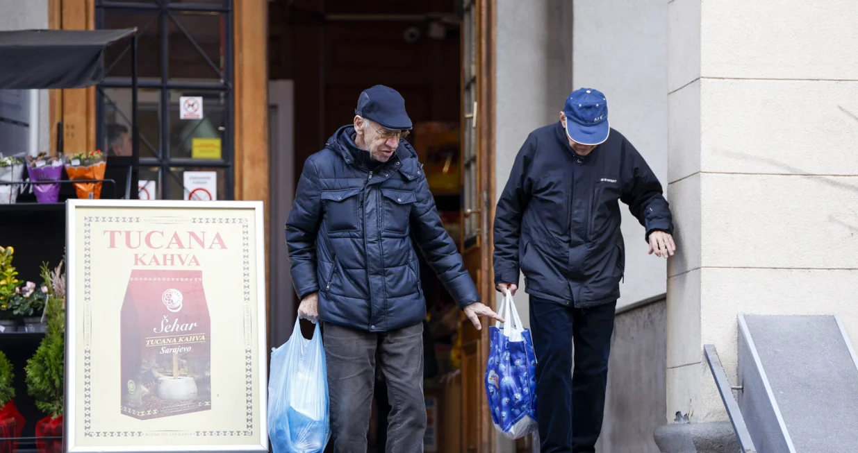 Penzioneri ilustracije/Damir Deljo