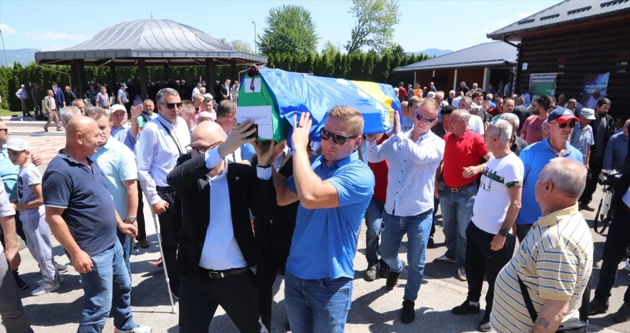 KOLEKTIVNA DZENAZA U BRATUNCUanadolija/