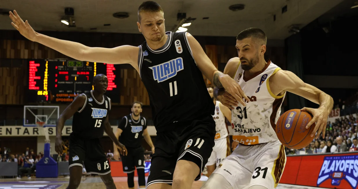 Detalj sa utakmice u Skenderiji (FOTO: Sport1.ba - Sanel Konjhodžić)