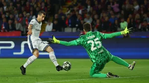 Soccer Football - Champions League - Semi Final - First Leg - FC Barcelona v Inter Milan - Estadi Olimpic Lluis Companys, Barcelona, Spain - April 30, 2025 Inter Milan's Henrikh Mkhitaryan scores their fourth goal past FC Barcelona's Wojciech Szczesny before it is disallowed REUTERS/Albert Gea
