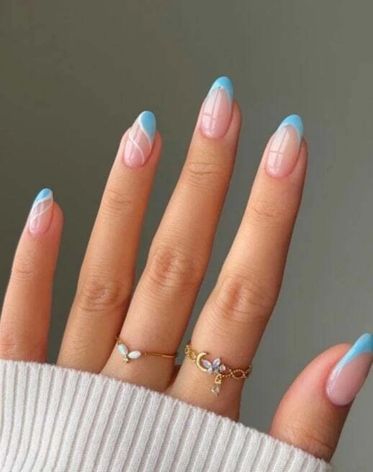 "It" boja laka za nokte//