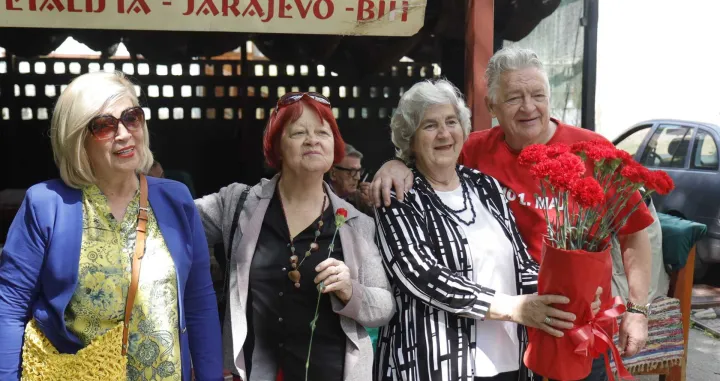 kafana šetalište 1 maj/Senad Gubelić 