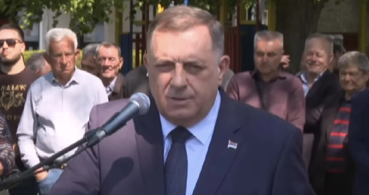 Samo on zna na šta upozorava/Rtrs