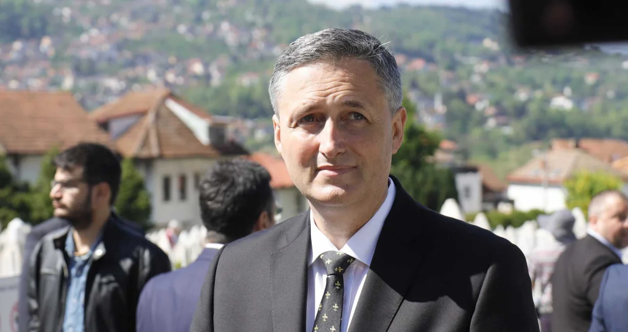 Denis Bećirović, član Predsjedništva BiH, 33. godišnjica bitke za Sarajevo/Senad Gubelić