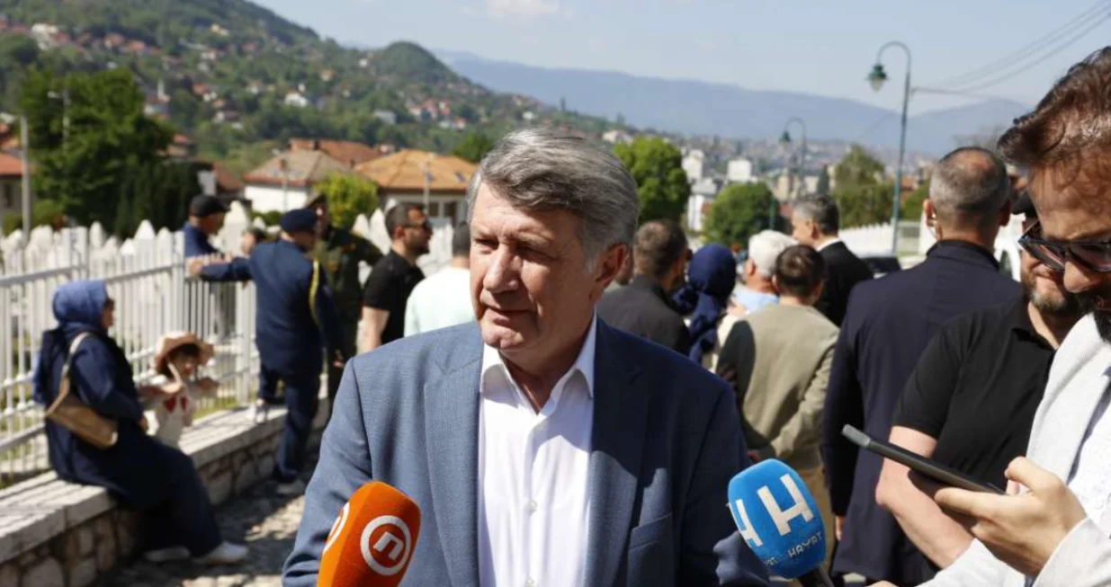 Safet Kešo, zastupnik SDA u Parlamentarnoj skupštini Bosne i Hercegovine, 33. godišnja bitke za Predsjedništvo, Šehidsko mezarje Kovači/Almir Razić