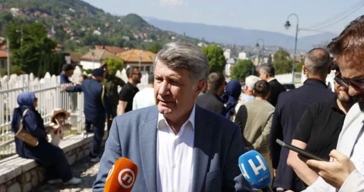 Safet Kešo, zastupnik SDA u Parlamentarnoj skupštini Bosne i Hercegovine, 33. godišnja bitke za Predsjedništvo, Šehidsko mezarje Kovači/Almir Razić