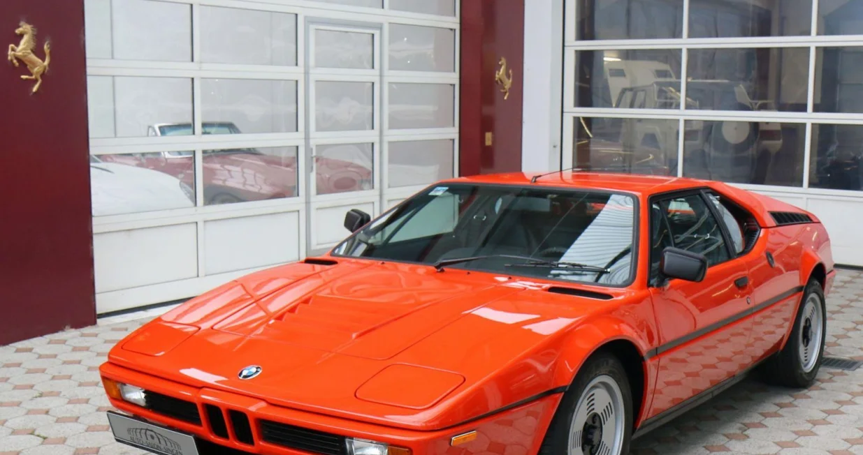 Vremeplov – BMW M1Trkač koji nije napravljen za trke sdf/