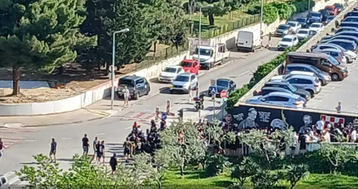 Tuča navijača Split 