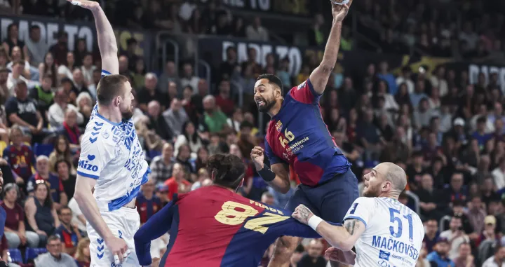 Mevyn Richardson of FC Barcelona during the EHF Champions League, Quarter Final, Second leg handball match between FC Barcelona and SC PICK Szeged on 1 May 2025 at Palau Blaugrana in Barcelona, Spain (Photo by /Sipa USA) Photo: IPA/SIPA USA