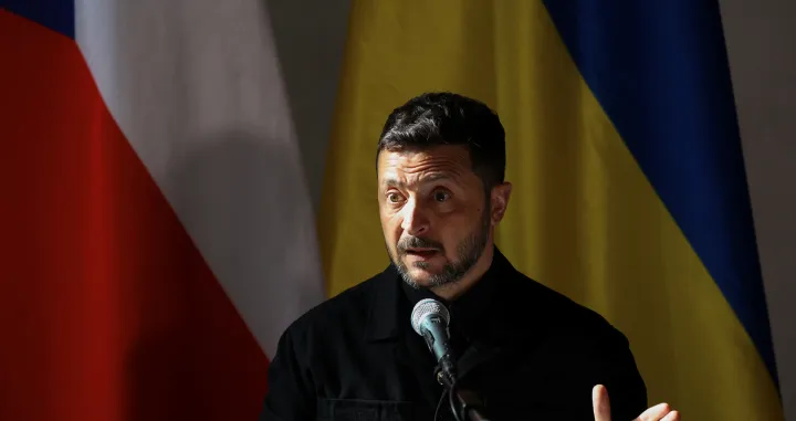 Ukrainian President Volodymyr Zelenskiy attends a press conference with Czech President Petr Pavel (not pictured) in Prague, Czech Republic, May 4, 2025. REUTERS/Eva Korinkova/Eva Korinkova