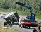 04.05.2025., Popovaca - Prometna nesrece u kojoj je sudjelovao autobus i osobni automobil. U nesreci su dvije osobe poginule te ih je nekoliko ozlijedjeno. Photo: Edina Zuko/PIXSELL/Edina Zuko/pixsell