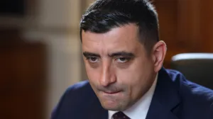 Far-right opposition leader and presidential candidate George Simion answers questions during an interview with Reuters, in Bucharest, Romania, May 2, 2025. Inquam Photos/George Calin via REUTERS ATTENTION EDITORS - THIS IMAGE WAS PROVIDED BY A THIRD PARTY. ROMANIA OUT. NO COMMERCIAL OR EDITORIAL SALES IN ROMANIA/Inquam Photos/george Calin