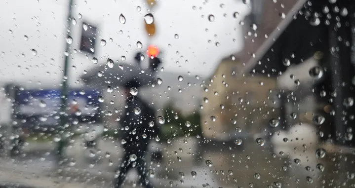 KIša, kiša u sarajevu,/Lejla Sofradžija 