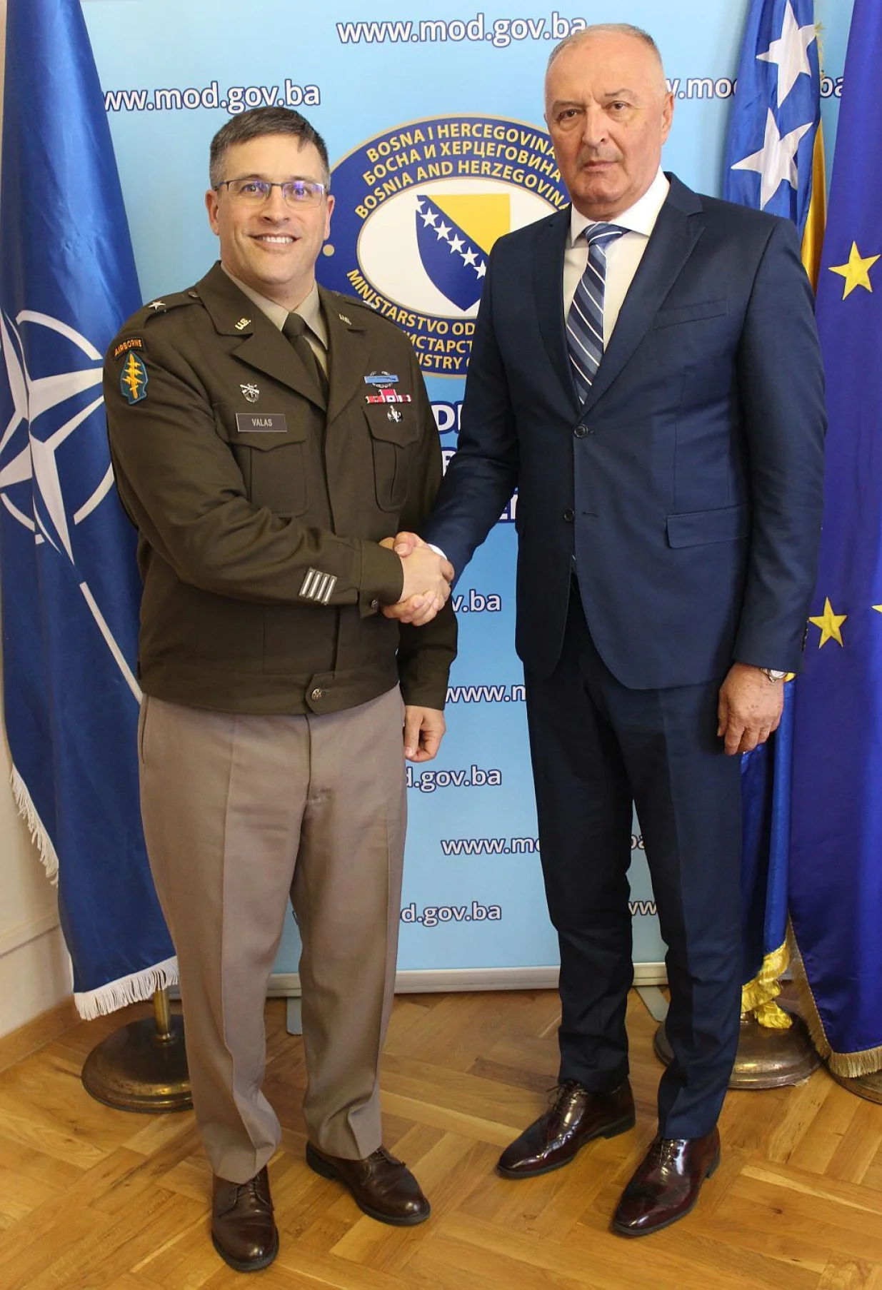 Matthew Valas i Zukan Helez//