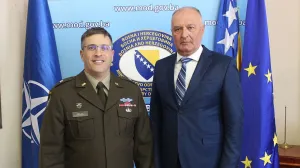 Matthew Valas i Zukan Helez//